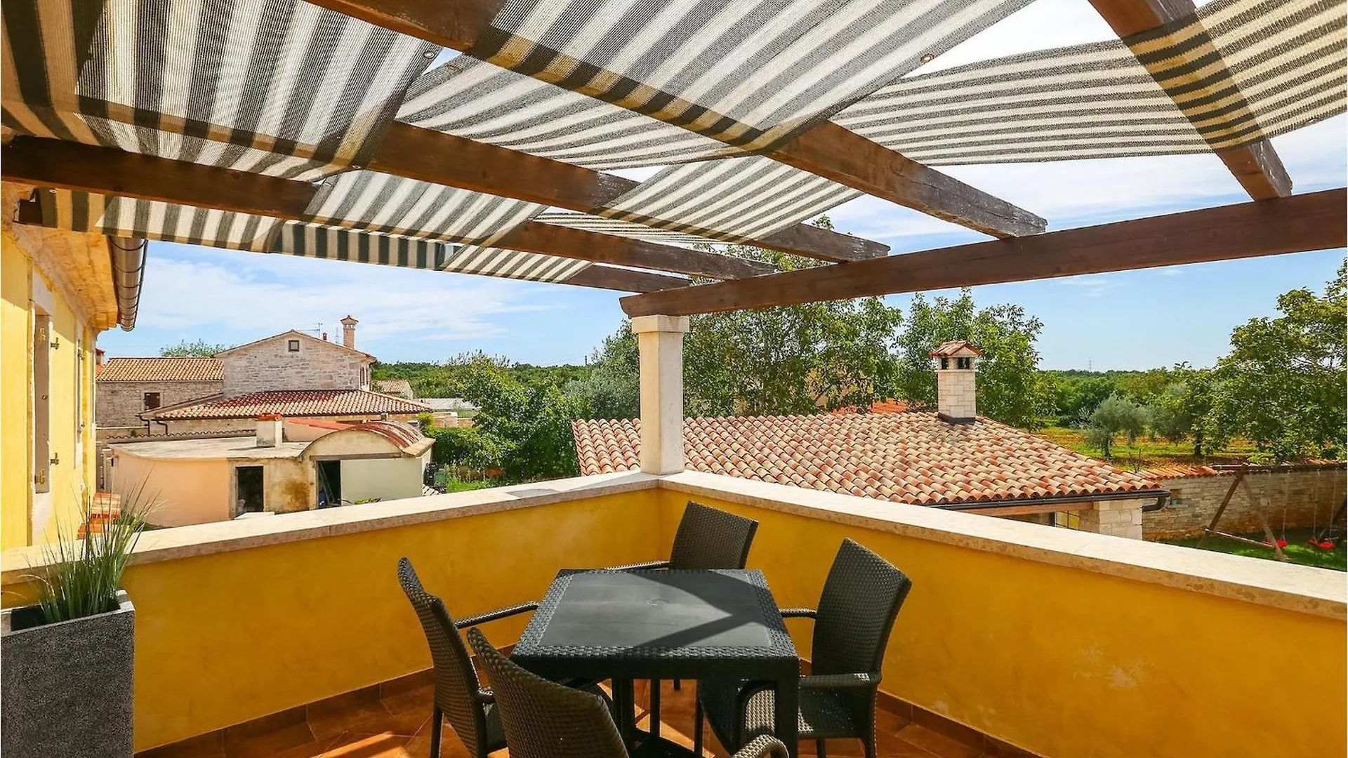 Villa Ive