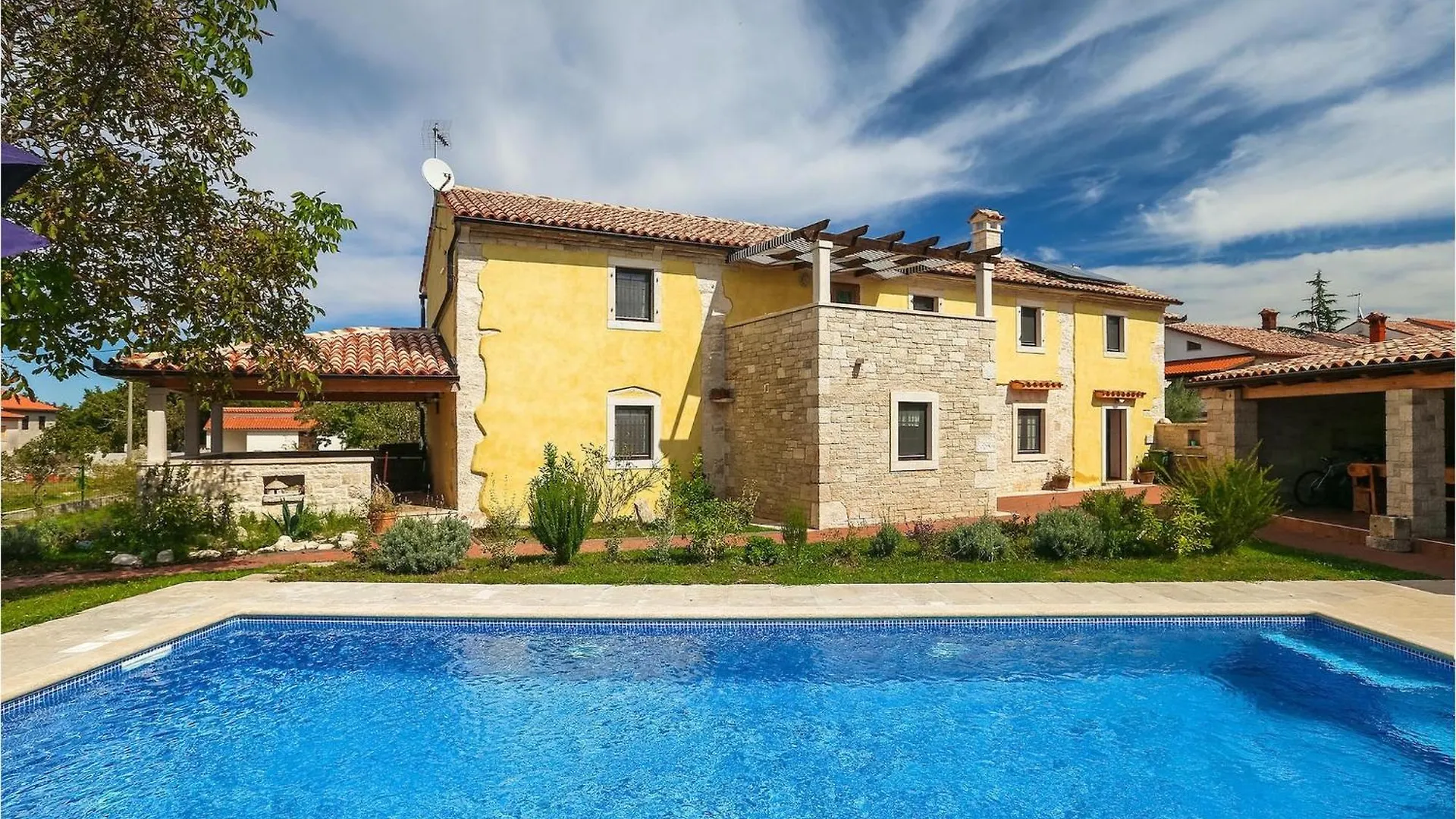 Villa Ive